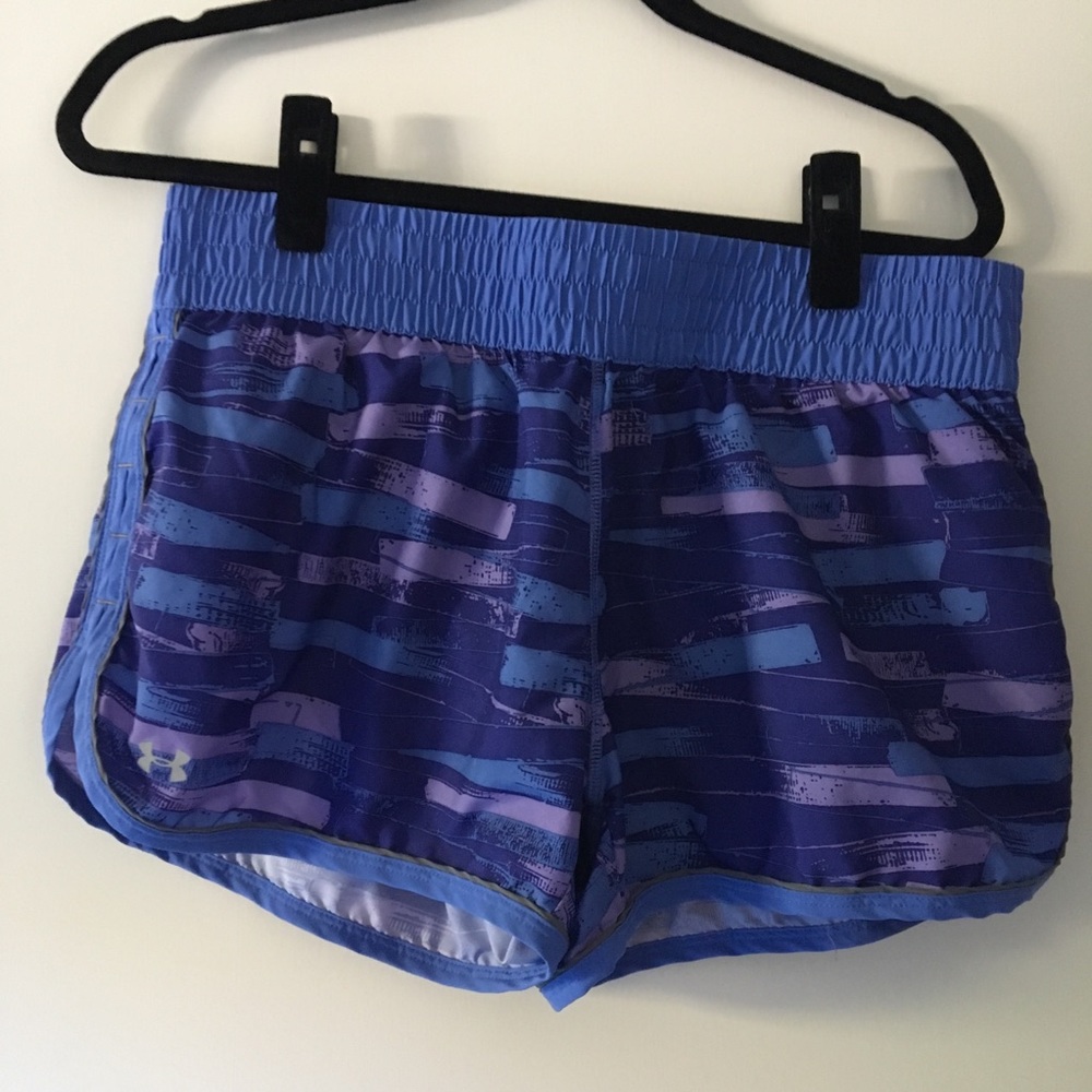 Under Armour shorts size L